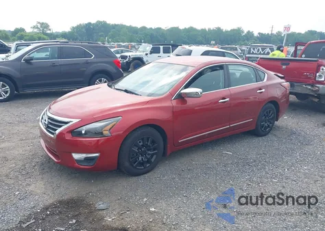 2015 Nissan Altima 2.5 S z USA, uszkodzony, nr VIN 1N4AL3AP3FC154093